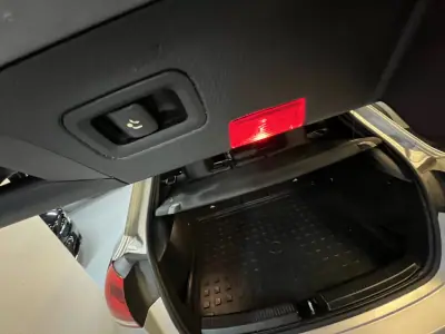 Mercedes-Benz A 180 2019 - 26990 EUR, 125000 km - AUTO.MOTO.pt - 125000km - foto 42 de 44