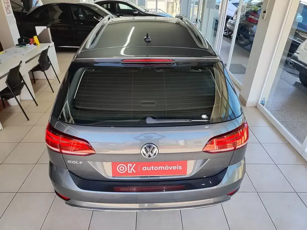 Volkswagen Golf Variant 2019 - 18250 EUR, 35000 km - 35000km - foto 2 de 23
