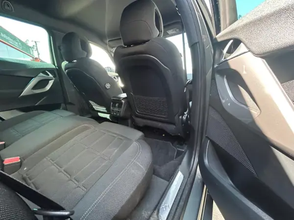 Citroën DS5 2013 - 10500 EUR, 205941 km - AUTO.MOTO.pt - 205941km - foto 21 de 22