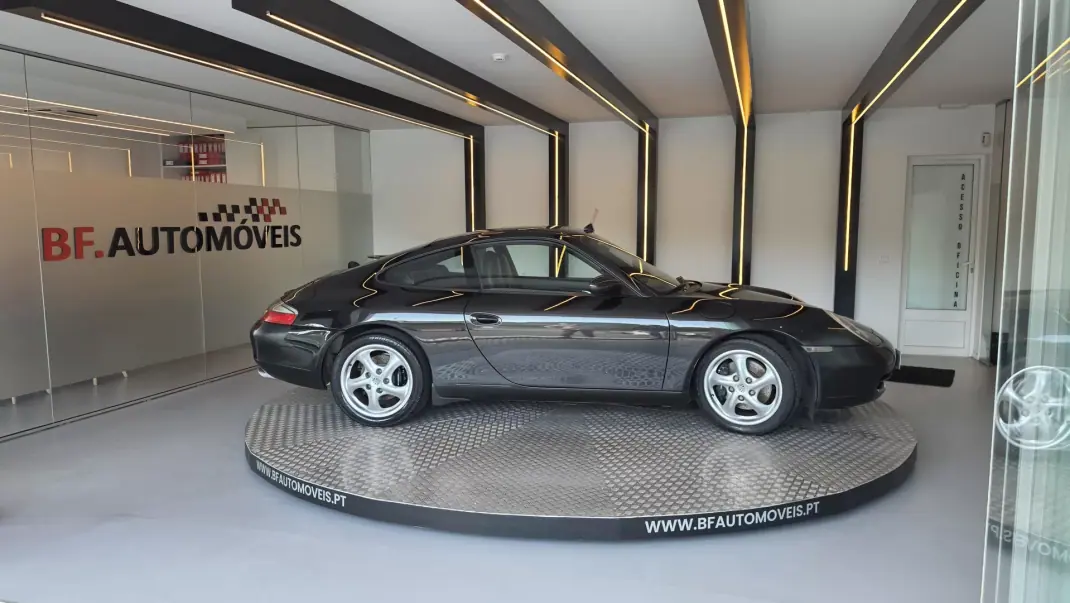 Porsche 911 2001 - 49750 EUR, 96263 km - 96263km - foto 9 de 53