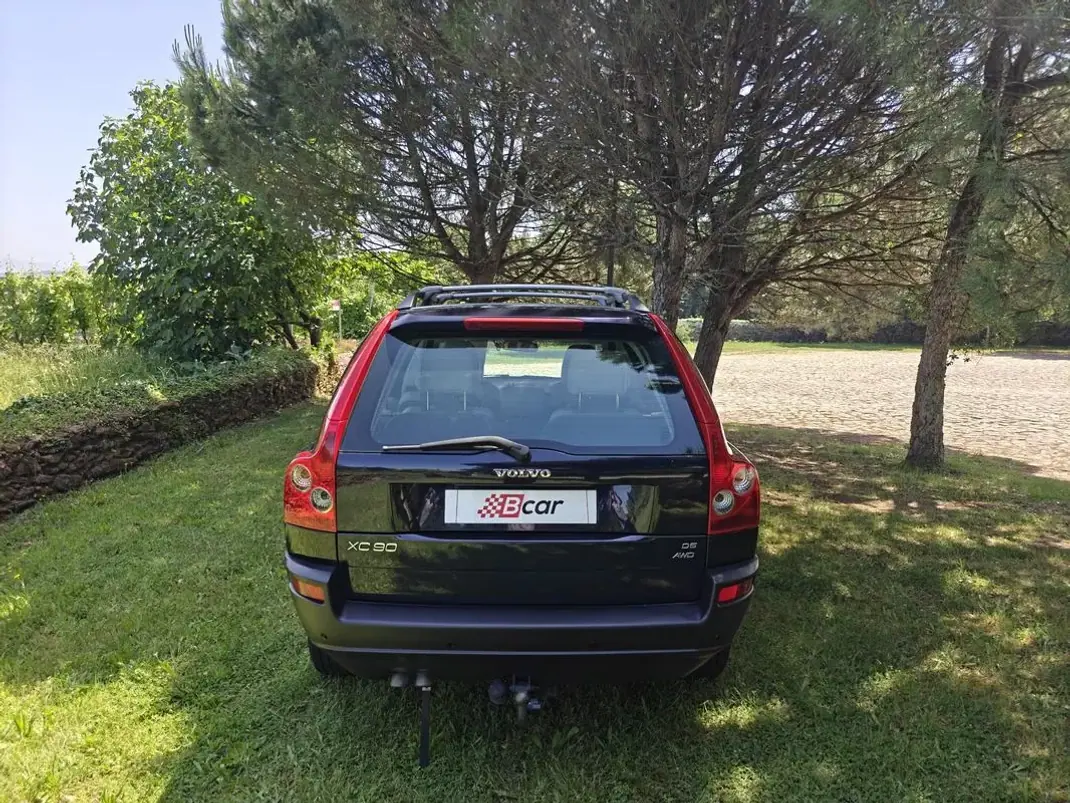 Volvo XC 90 2005 - 8490 EUR, 243750 km - AUTO.MOTO.pt - 243750km - foto 11 de 35