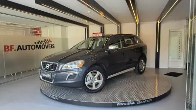 Volvo XC 60 2010 - 15900 EUR, 176365 km - AUTO.MOTO.pt - 176365km - foto 2 de 55