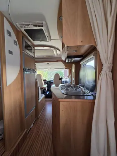 Fiat Ducato 2012 - 52000 EUR, 65000 km - AUTO.MOTO.pt - 65000km - foto 18 de 25