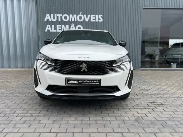Peugeot 5008 2024 - 29750 EUR, 32015 km - AUTO.MOTO.pt - 32015km - foto 2 de 22