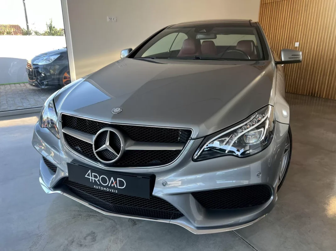 Mercedes-Benz E 220 2015 - 24999 EUR, 161900 km - AUTO.MOTO.pt - 161900km - foto 2 de 135