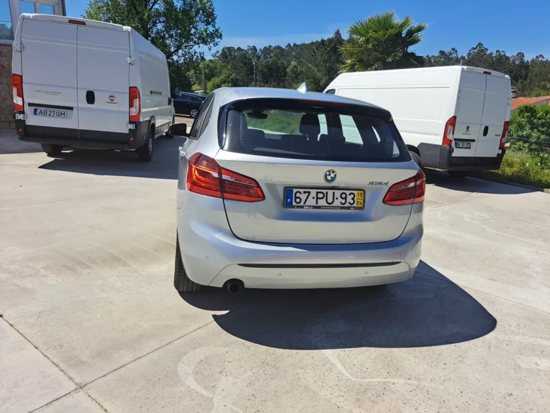 BMW 218 Active Tourer 2015 - 15950 EUR, 206206 km - 206206km - foto 20 de 21