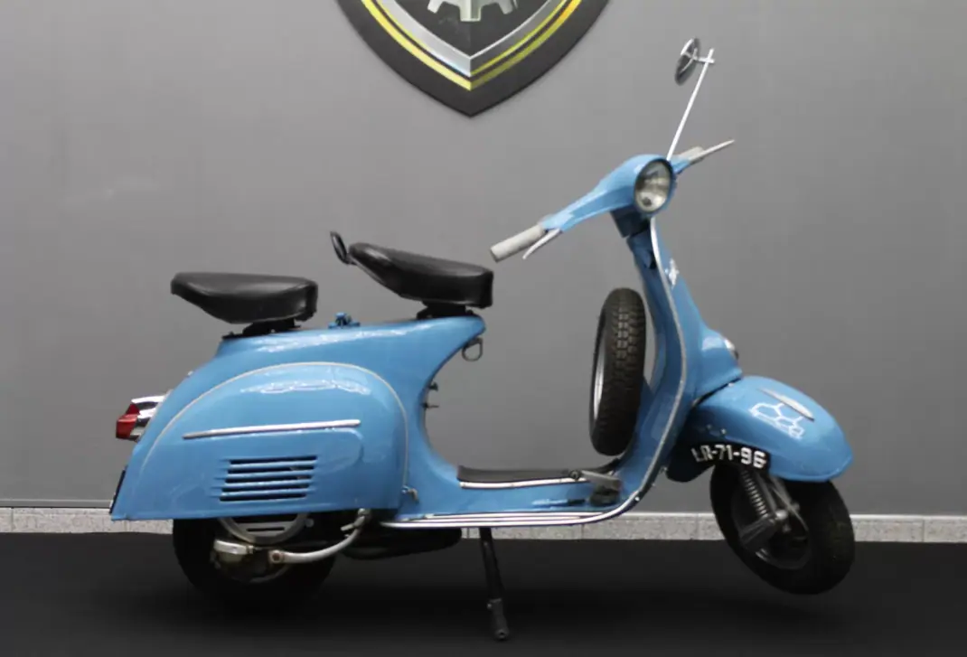 Piaggio Vespa 1963 - 6500 EUR, 36000 km - AUTO.MOTO.pt - 36000km - foto 14 de 14
