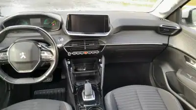 Peugeot 208 2020 - 24250 EUR, 49400 km - AUTO.MOTO.pt - 49400km - foto 7 de 9
