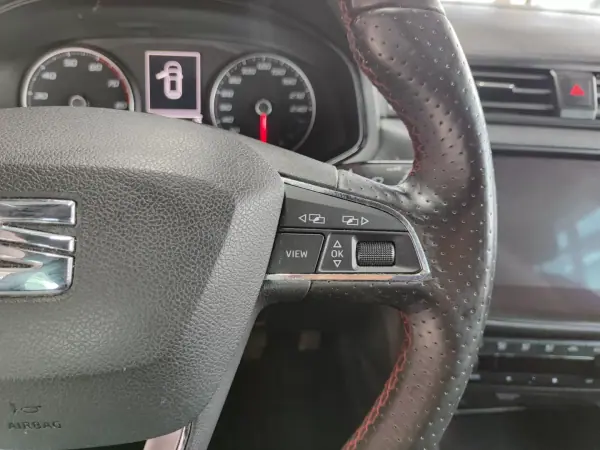 SEAT Ibiza 2020 - 15350 EUR, 34000 km - AUTO.MOTO.pt - 34000km - foto 27 de 38