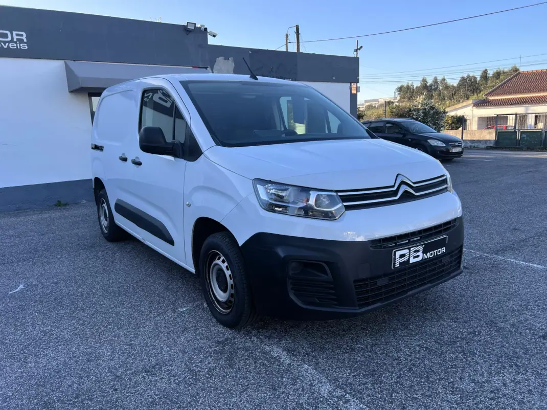 Citroën 2023 - 14999 EUR, 170703 km - AUTO.MOTO.pt - 170703km - foto 2 de 18