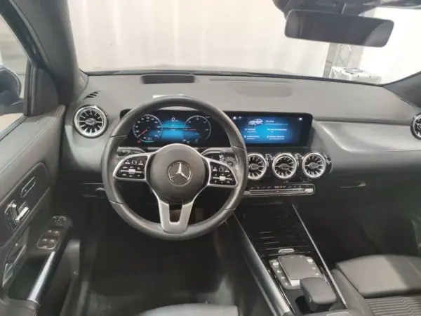 Mercedes-Benz EQA 2022 - 29750 EUR, 73647 km - AUTO.MOTO.pt - 73647km - foto 8 de 14