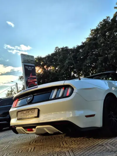 Ford Mustang 2015 - 37500 EUR, 159000 km - AUTO.MOTO.pt - 159000km - foto 11 de 22