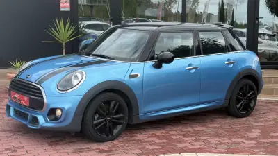 MINI Cooper 2018 - 19990 EUR, 102000 km - AUTO.MOTO.pt - 102000km - foto 5 de 27