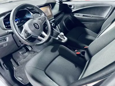 Renault Zoe 2022 - 14500 EUR, 74418 km - AUTO.MOTO.pt - 74418km - foto 16 de 27