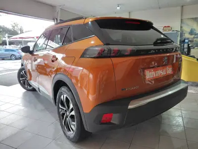 Peugeot e-2008 2020 - 16800 EUR, 98000 km - AUTO.MOTO.pt - 98000km - foto 4 de 23