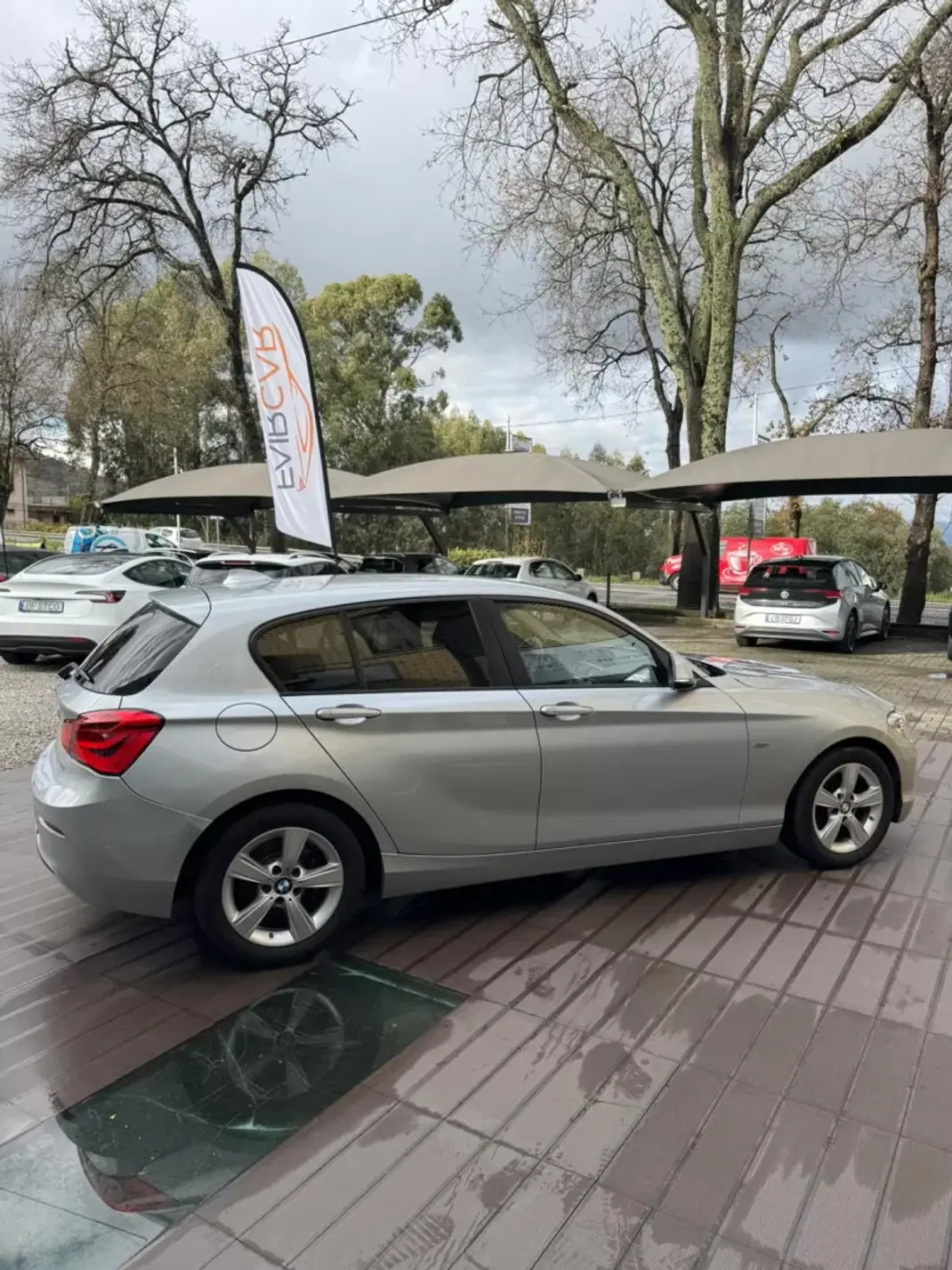 BMW 116 2016 - 15750 EUR, 180000 km - AUTO.MOTO.pt - 180000km - foto 3 de 14