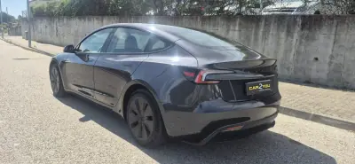Tesla Model 3 2025 - 39750 EUR, 35000 km - 35000km - foto 19 de 21