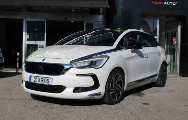 DS DS5 2016 - 14440 EUR, 153500 km - AUTO.MOTO.pt - 153500km - foto 3 de 34