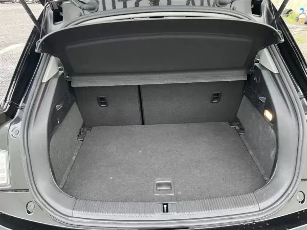 Audi A1 Sportback 2018 - 15250 EUR, 85720 km - AUTO.MOTO.pt - 85720km - foto 16 de 17