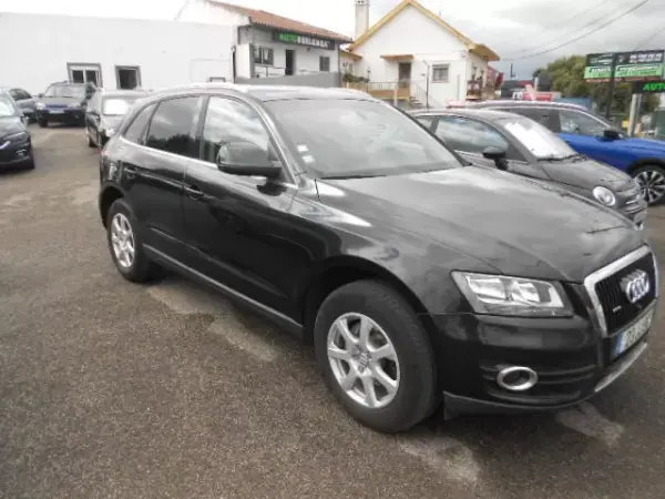 Audi Q5 2010 - 14900 EUR, 177706 km - AUTO.MOTO.pt - 177706km - foto 2 de 13