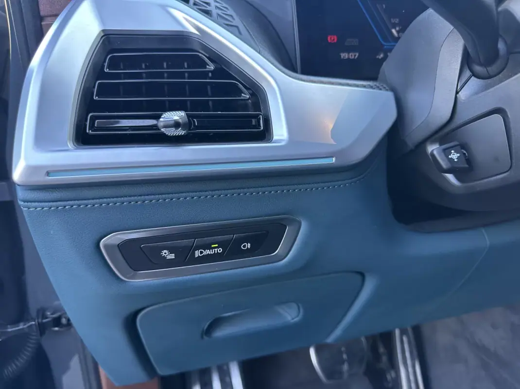 BMW XM 2024 - 125000 EUR, 38000 km - AUTO.MOTO.pt - 38000km - foto 24 de 66