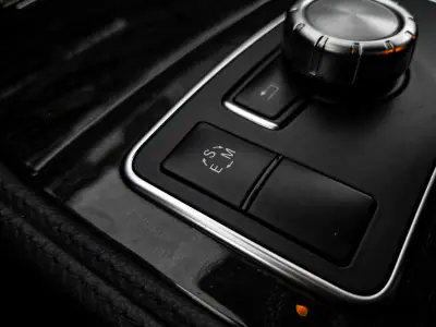 Mercedes-Benz CLS 350 2013 - 26950 EUR, 199000 km - AUTO.MOTO.pt - 199000km - foto 42 de 100