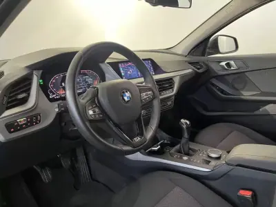 BMW 116 2023 - 21750 EUR, 81000 km - AUTO.MOTO.pt - 81000km - foto 12 de 40