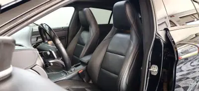 Mercedes-Benz CLA 220 2017 - 21990 EUR, 170144 km - AUTO.MOTO.pt - 170144km - foto 25 de 39