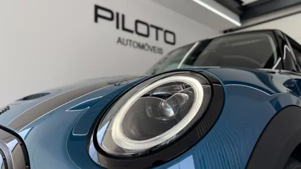 MINI 3 Portas 2023 - 22990 EUR, 4690 km - AUTO.MOTO.pt - 4690km - foto 2 de 28