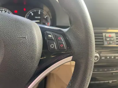 BMW 318 2010 - 10999 EUR, 181000 km - AUTO.MOTO.pt - 181000km - foto 41 de 46