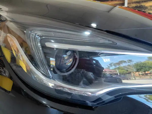 Opel Astra 2019 - 11900 EUR, 155000 km - AUTO.MOTO.pt - 155000km - foto 6 de 21
