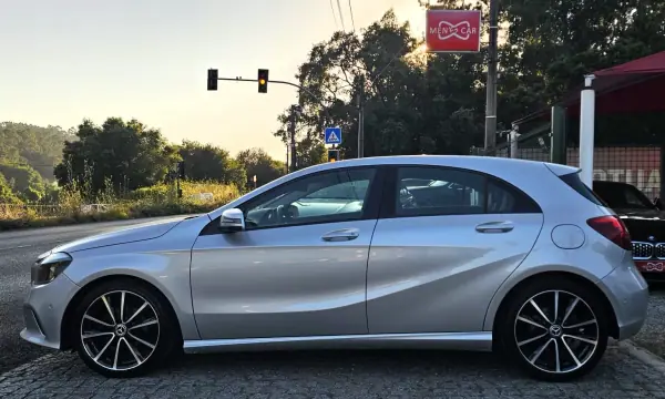Mercedes-Benz A 180 2018 - 18500 EUR, 130000 km - AUTO.MOTO.pt - 130000km - foto 3 de 25