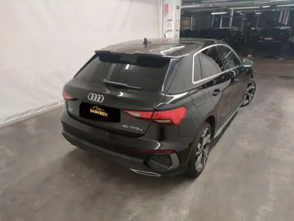 Audi A3 Sportback 2022 - 27990 EUR, 43124 km - AUTO.MOTO.pt - 43124km - foto 4 de 12