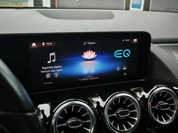 Mercedes-Benz EQA 2021 - 29950 EUR, 51000 km - AUTO.MOTO.pt - 51000km - foto 19 de 30