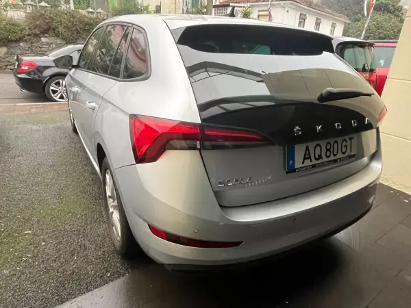 Skoda Scala 2022 - 14000 EUR, 78000 km - AUTO.MOTO.pt - 78000km - foto 4 de 5