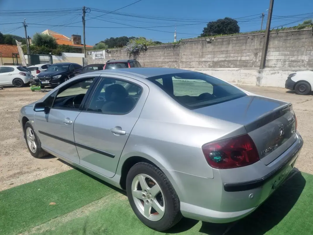 Peugeot 407 2006 - 2000 EUR, 247567 km - 247567km - foto 14 de 14