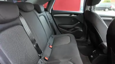 Audi A3 Limousine 2017 - 20500 EUR, 61500 km - AUTO.MOTO.pt - 61500km - foto 20 de 21