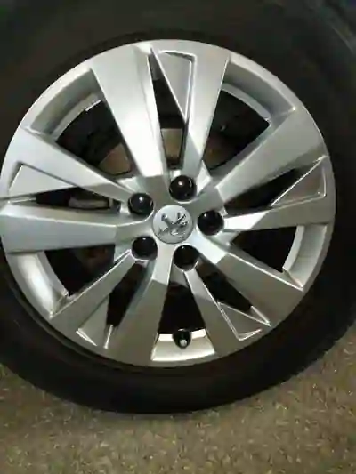 Peugeot 3008 2017 - 14000 EUR, 138000 km - 138000km - foto 5 de 10