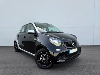 Smart ForFour 2015 - 7750 EUR, 124000 km - AUTO.MOTO.pt - 124000km - foto 13 de 29