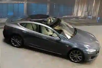 Tesla Model S 2015 - 126000km
