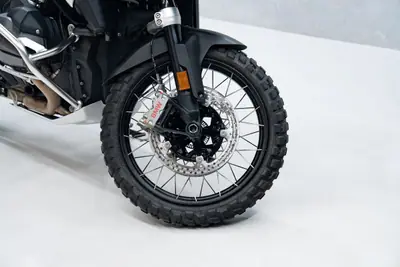 BMW F 800 GS Trophy 2024 - 19950 EUR, 6100 km - AUTO.MOTO.pt - 6100km - foto 4 de 13