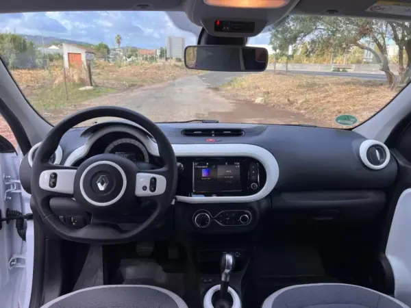 Renault Twingo 2022 - 15750 EUR, 11000 km - AUTO.MOTO.pt - 11000km - foto 17 de 46