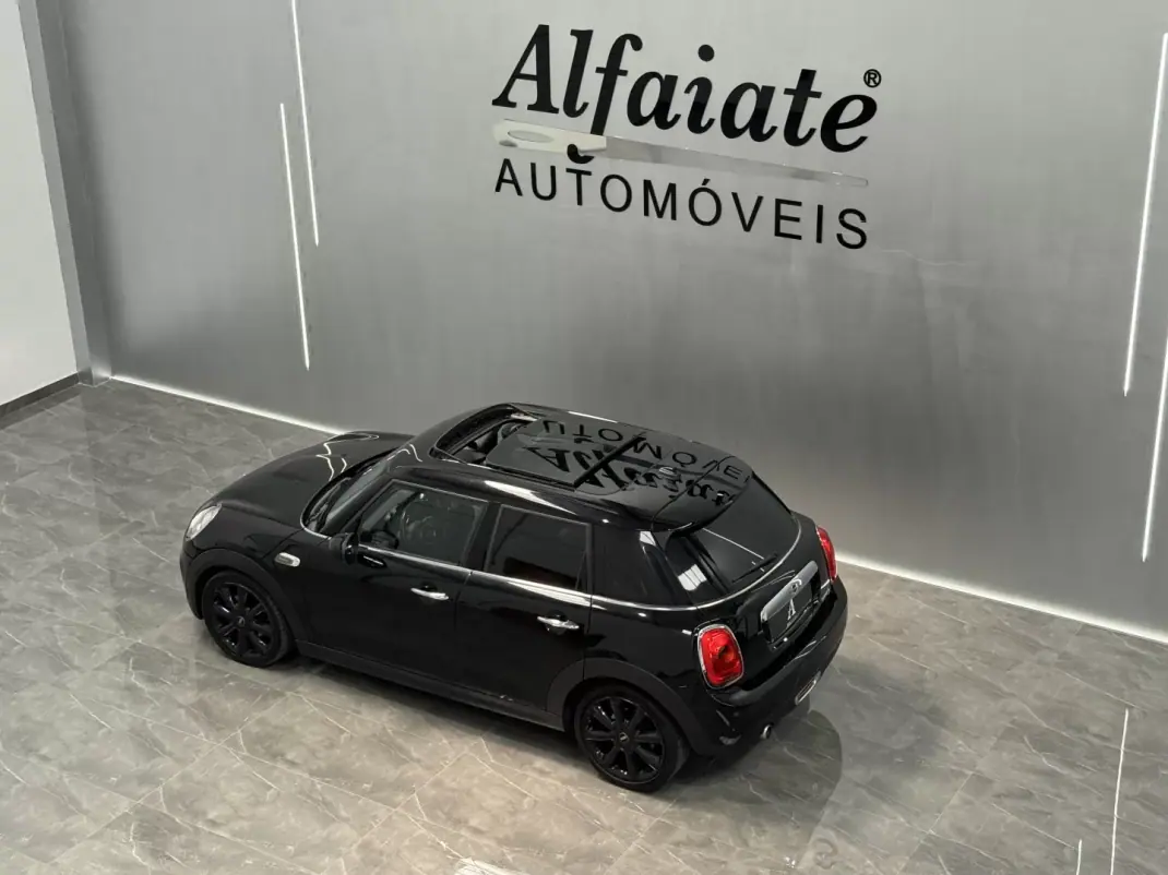 MINI 5 Portas 2016 - 15890 EUR, 167000 km - 167000km - foto 11 de 34