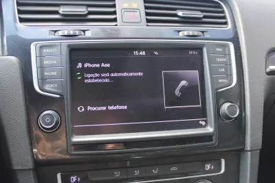 Volkswagen Golf 2015 - 12900 EUR, 233561 km - AUTO.MOTO.pt - 233561km - foto 16 de 27
