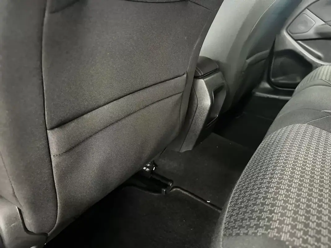 Peugeot 308 SW 2018 - 12990 EUR, 153000 km - 153000km - foto 25 de 29