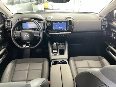 Citroën C5 Aircross 2021 - 18600 EUR, 100615 km - AUTO.MOTO.pt - 100615km - foto 10 de 22