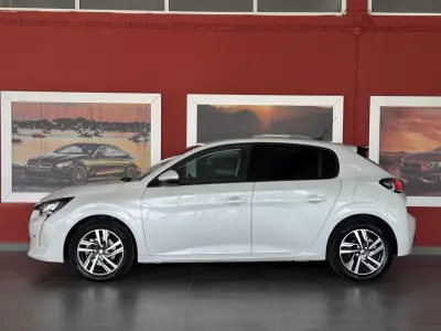 Peugeot 208 2021 - 14500 EUR, 52963 km - AUTO.MOTO.pt - 52963km - foto 7 de 22