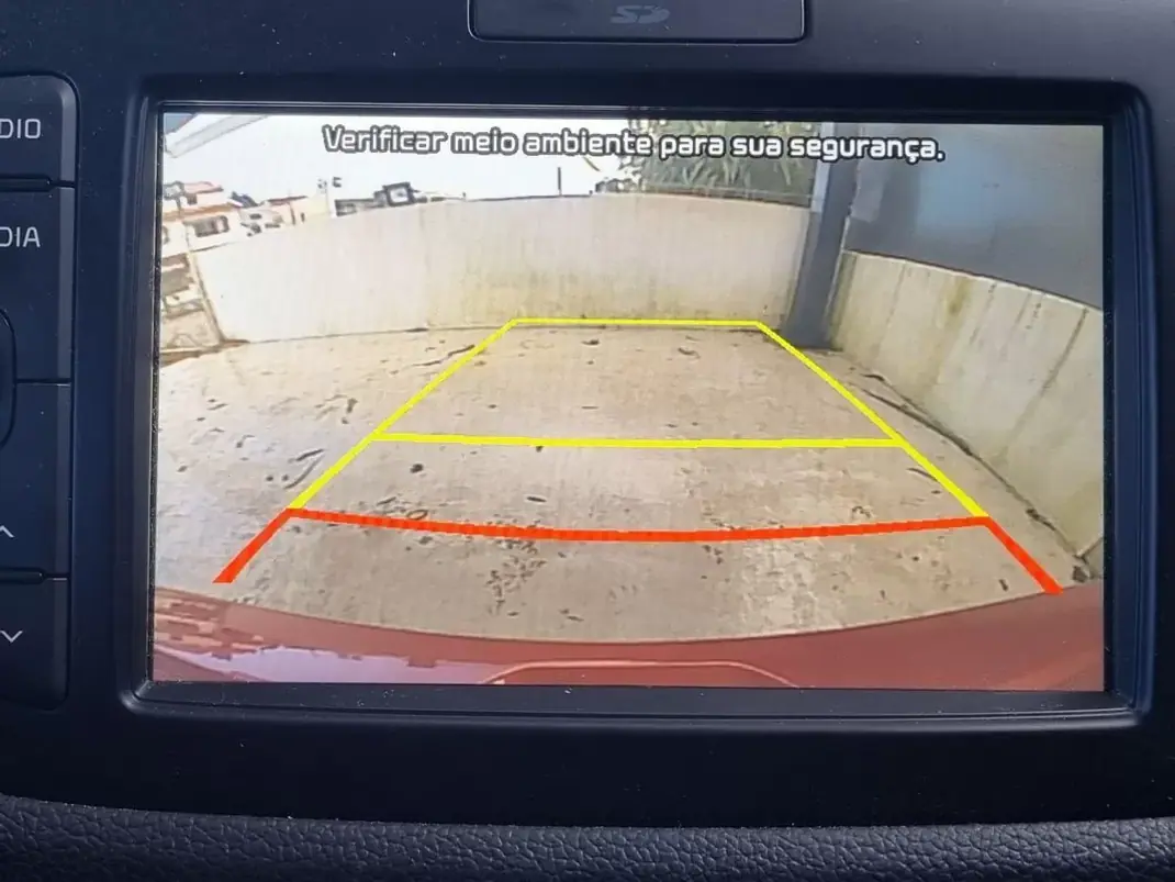 Kia Ceed 2017 - 10500 EUR, 106000 km - AUTO.MOTO.pt - 106000km - foto 13 de 26