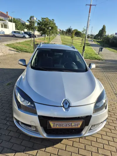 Renault Mégane Sport Tourer 2013 - 7990 EUR, 194177 km - AUTO.MOTO.pt - 194177km - foto 5 de 26