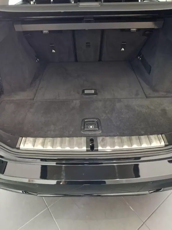 BMW 320 2019 - 28900 EUR, 140000 km - AUTO.MOTO.pt - 140000km - foto 26 de 35